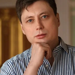 Игорь Лесов