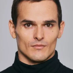 Ilya Miroshnikov
