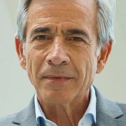 Imanol Arias
