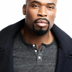 Israel Idonije