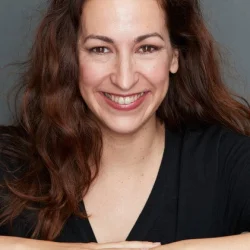 Julia Carnero