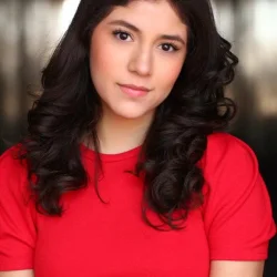Julia Flores
