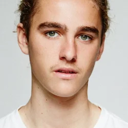 Kai Lewins