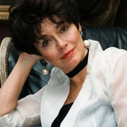 Kathleen Barr