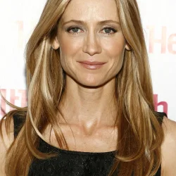 Kelly Rowan