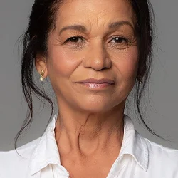 Lana Guelero