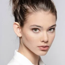 Laneya Grace