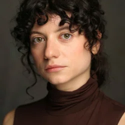 Laura Ubach