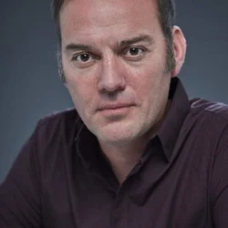 Laurence Saunders