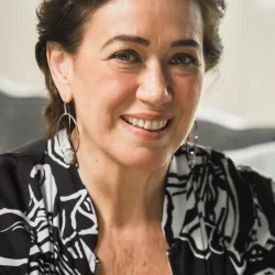 Lília Cabral