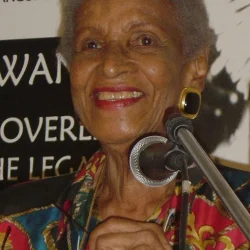 Lois Kelly-Miller