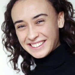 Louisa Chas