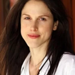 Lucinda Raikes