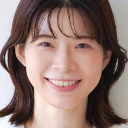 Mako Kawakita