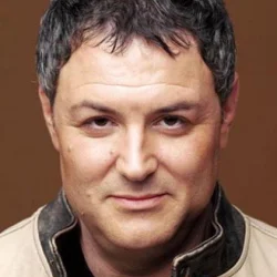 Максим Леонидов