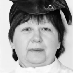 Марина Зотова