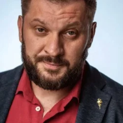 Марк Бартон