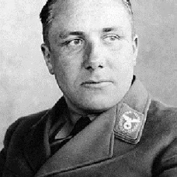 Мартин Борман