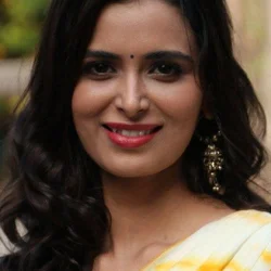 Meenakshi Dixit