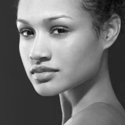 Mercedes Yvette
