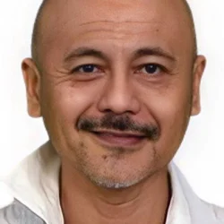 Michael Shaowanasai