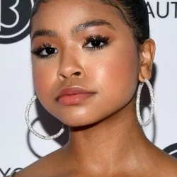 Navia Robinson