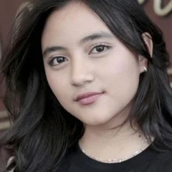 Nayla D. Purnama