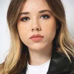 Nikki Dekker