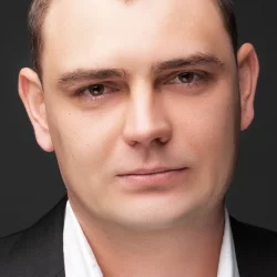 Олег Евтеев