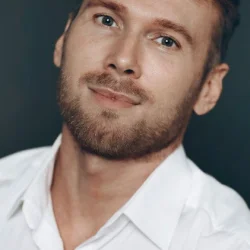 Олексій Комаровський