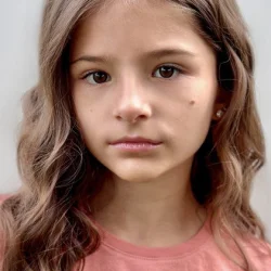 Olivia Daniels