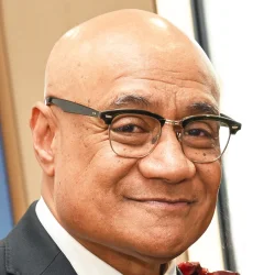 Oscar Kightley