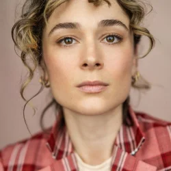 Phoebe Sparrow