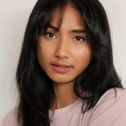 Rhesa Putri