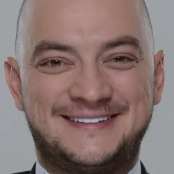 Роман Юнусов