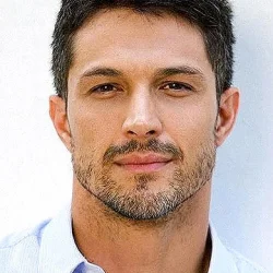 Rômulo Estrela