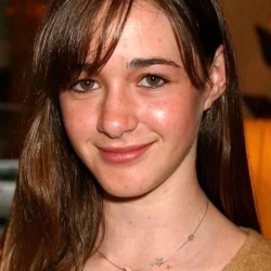 Sarah Dampf