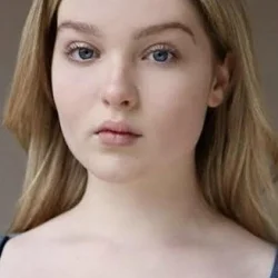 Scarlett Simmons