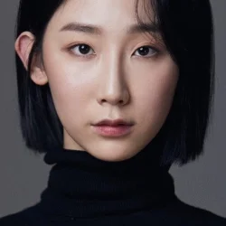 Seo E-hyun