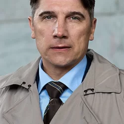 Сергей Угрюмов