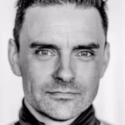 Simon Kvamm
