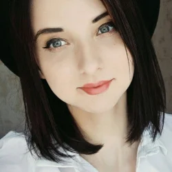 Светлана Ястребова