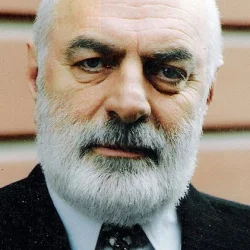 Тариел Кения