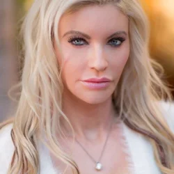 Tracy Lear
