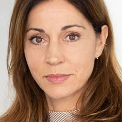 Ulrike C. Tscharre