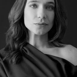 Vânia Naia