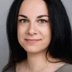Вера Плешанова