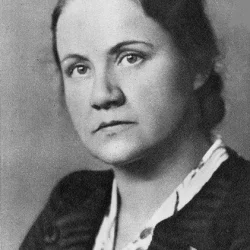 Вера Попова
