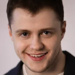 Влад Островский