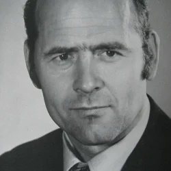 Владимир Калиш